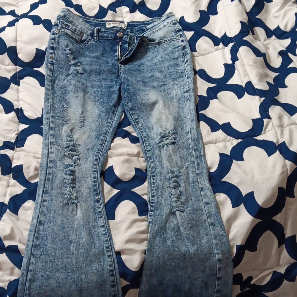 Stonewash super flare distressed jeans